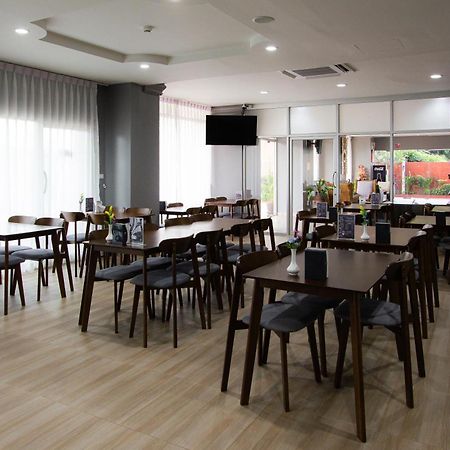 Valhalla Pattaya Hotel Jomtien Beach Exterior photo