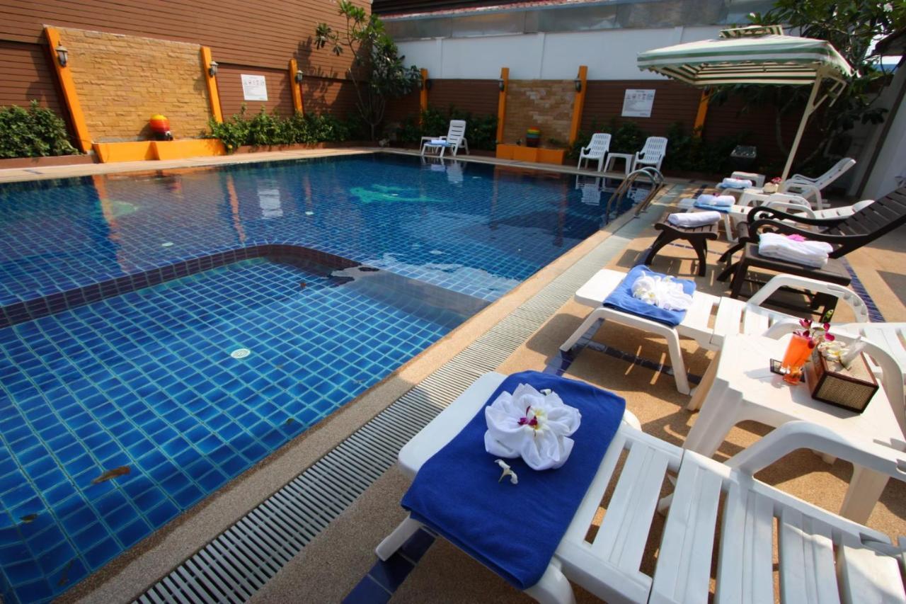 Valhalla Pattaya Hotel Jomtien Beach Exterior photo